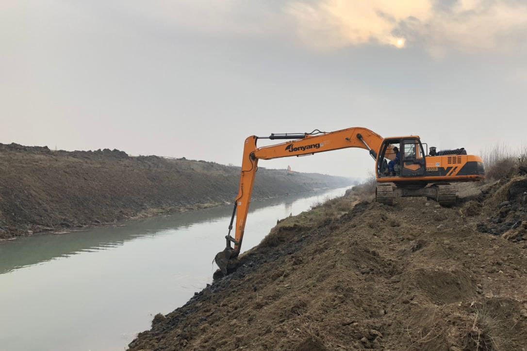 ВОДИЙДАГИ МАГИСТРАЛ КАНАЛЛАР ТАЪМИРЛАНЯПТИ